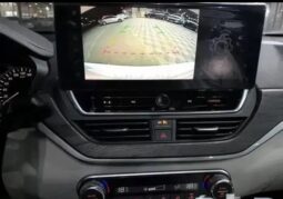 2024 Nissan Altima 2.5-liter inline 4 Cylinder Black Beige Sedan FWD