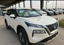 2024 Nissan X-Trail 2.5-liter 4 Cylinder Petrol Engine White Beige SUV