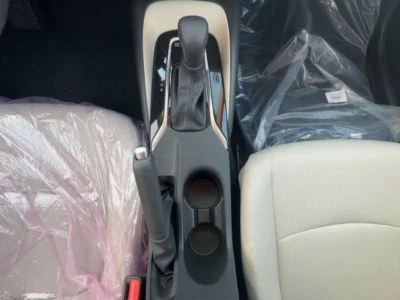 2025 TOYOTA COROLLA GLI HEV 1.8L 4 Cylinders Engine Silver Beige Sedan GCC