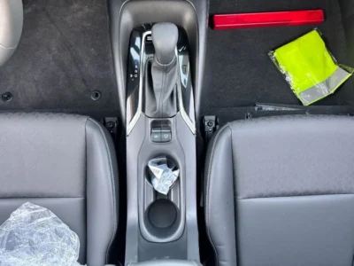 2025 TOYOTA COROLLA ELITE HYBRID 1.8L 4 Cylinders Engine White Black Sedan