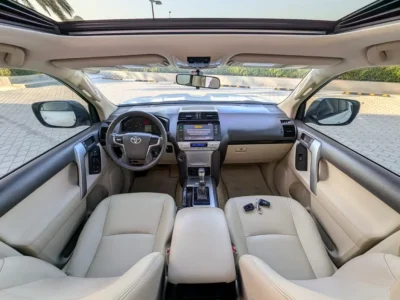 2018 Toyota Prado VXR 6 Cylinders Petrol Engine White Beige SUV GCC Specs