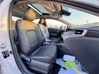 2025 TOYOTA COROLLA ELITE HYBRID 1.8L 4 Cylinders Engine White Black Sedan