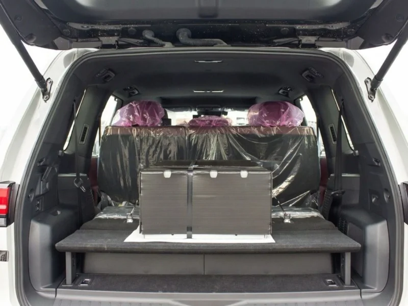 2025 LEXUS 700h 3.5L TWIN TURBO V6 TURBO SPORT Hybrid White Red SUV