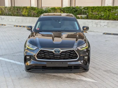 2020 Toyota Highlander Hybrid GXR 4 Cylinder Engine Black Grey SUV GCC