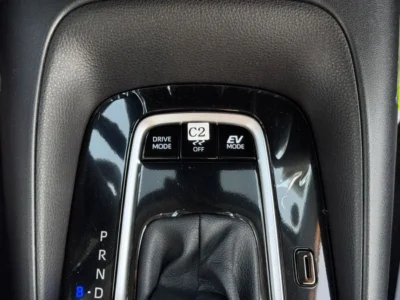 2025 TOYOTA COROLLA ELITE HYBRID 1.8L 4 Cylinders Engine White Black Sedan