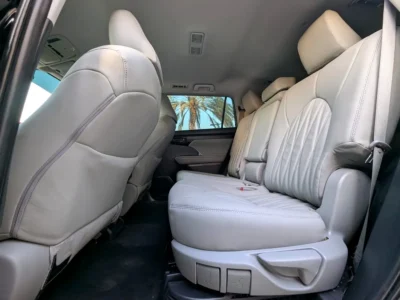 2020 Toyota Highlander Hybrid GXR 4 Cylinder Engine Black Grey SUV GCC