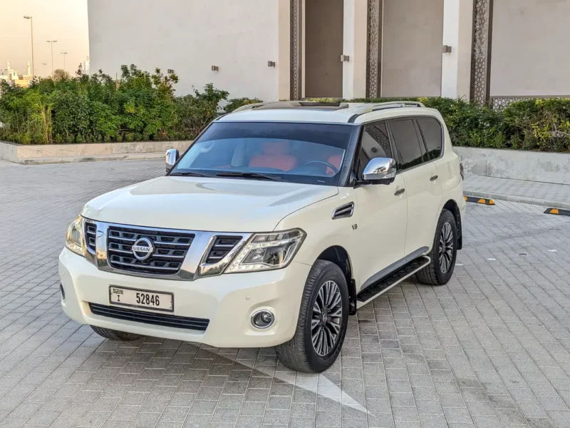 2014 Nissan Patrol LE Platinum City V8 5.6L Engine White Red SUV GCC Specs