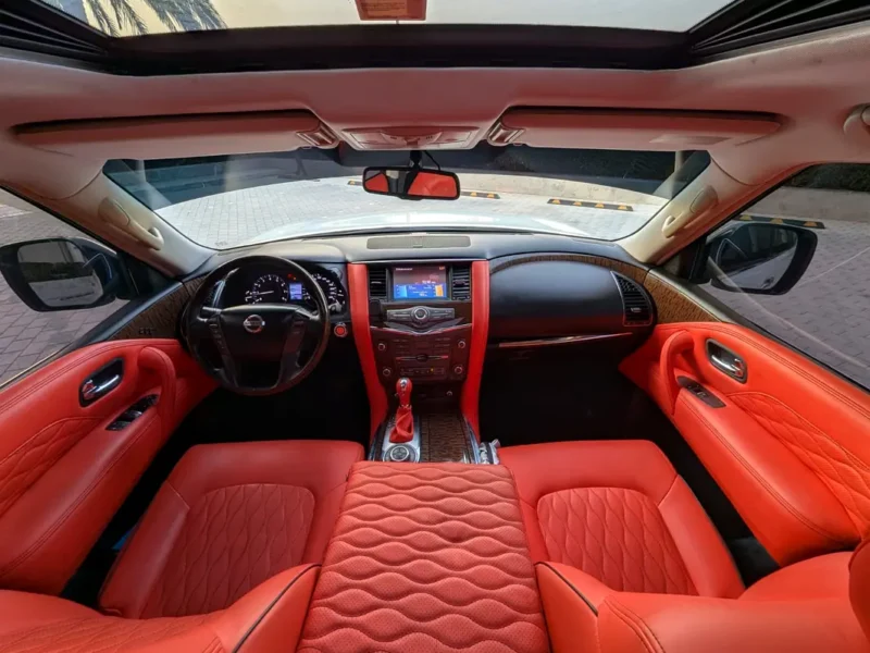 2014 Nissan Patrol LE Platinum City V8 5.6L Engine White Red SUV GCC Specs