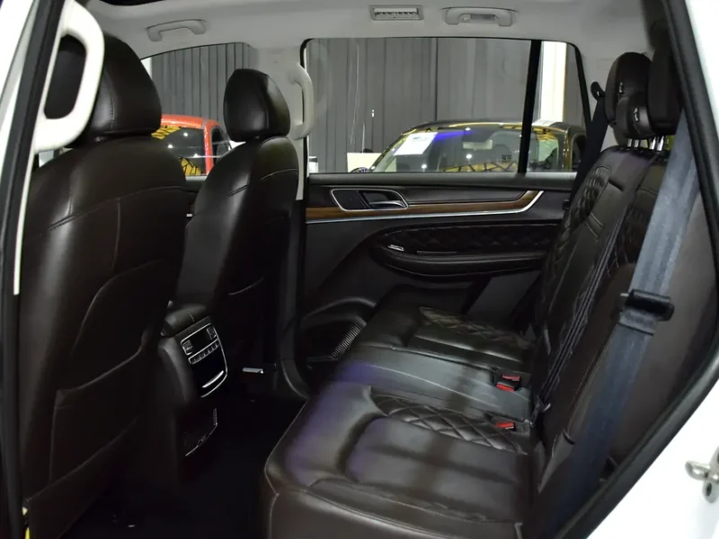 2021 MG RX8 Luxury 4 Cylinders Petrol Engine White Brown SUV GCC Specs