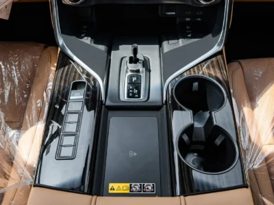 2026 Lexus LX700h Signature 3.5L Twin-Turbocharged V6 Hybrid White Tan SUV