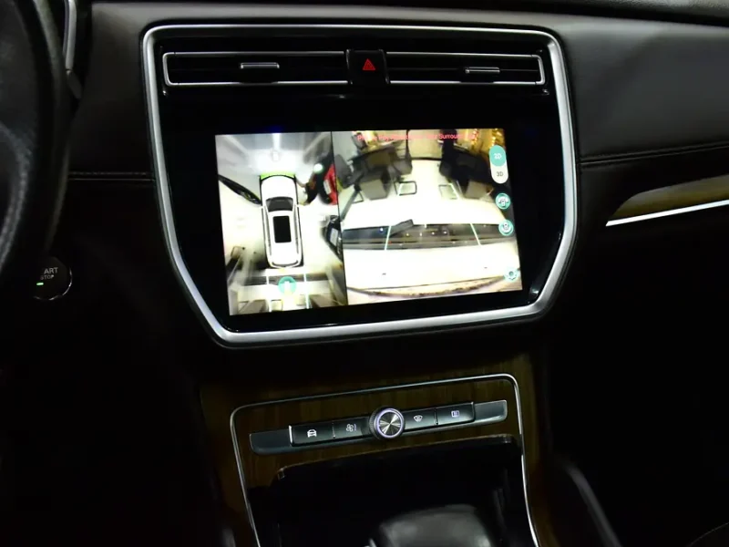 2021 MG RX8 Luxury 4 Cylinders Petrol Engine White Brown SUV GCC Specs