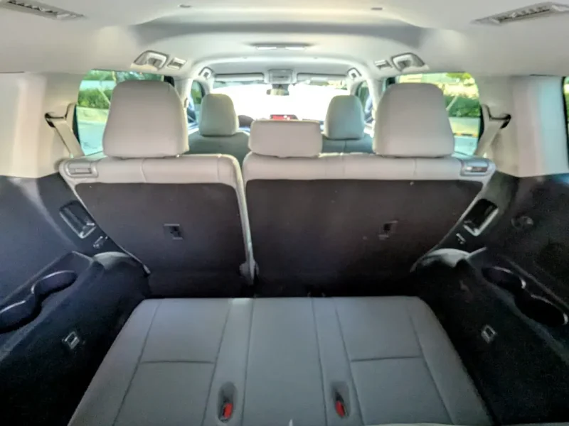 2020 Toyota Highlander Hybrid GXR 4 Cylinder Engine Black Grey SUV GCC