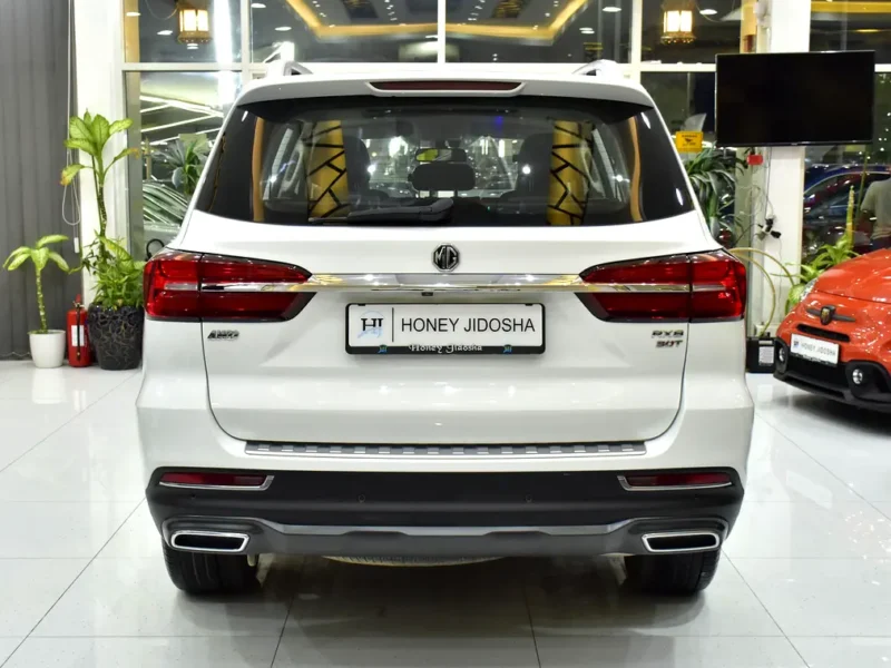 2021 MG RX8 Luxury 4 Cylinders Petrol Engine White Brown SUV GCC Specs