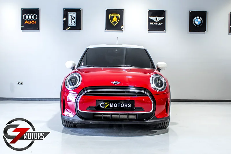 2023 MINI Cooper Cooper 4 Cylinder Petrol Engine Red Black Sedan CLEAN TITLE