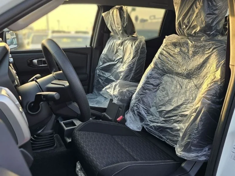 2026 Mitsubishi L200 GL 2.4 L inline-4 Petrol MIVEC White Black Pick UP Truck