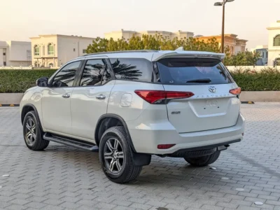 2021 Toyota Fortuner EXR 4X4 V4 Engine 2.7 Liters White Brown SUV GCC