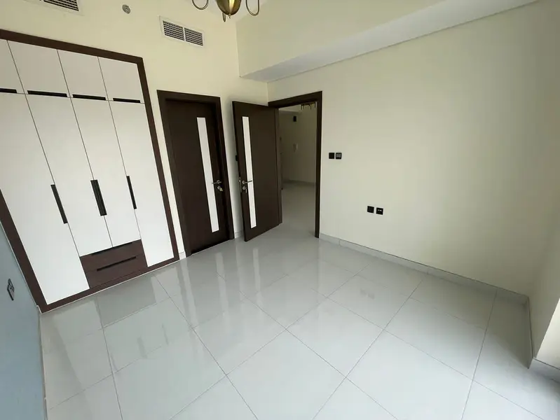 For Sale | 1 Bed | Pool View