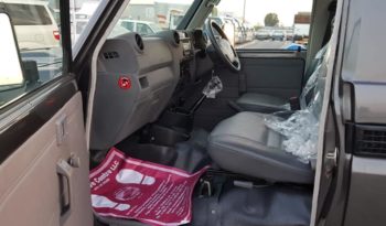 2016 Toyota Land Cruiser Single Cab 4.5L Turbo Diesel 6 Cylinders Grey Pick UP