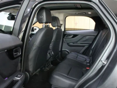 2019 Jaguar F-Pace 25T 2.0 liter 4-Cylinder Petrol Engine Black SUV Automatic