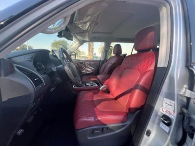 2024 Nissan Patrol 5.6-liter DOHC 32-valve V8 PLATINUM Silver Burgundy SUV