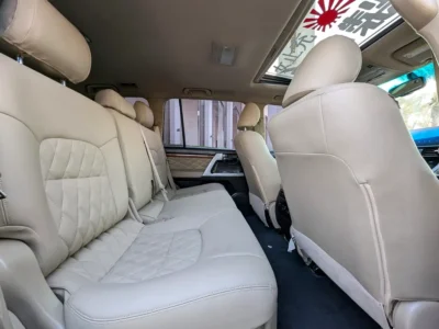 2008 TOYOTA LAND CRUISER FACELIFTED 2025 VXR V8 Black Beige SUV GCC