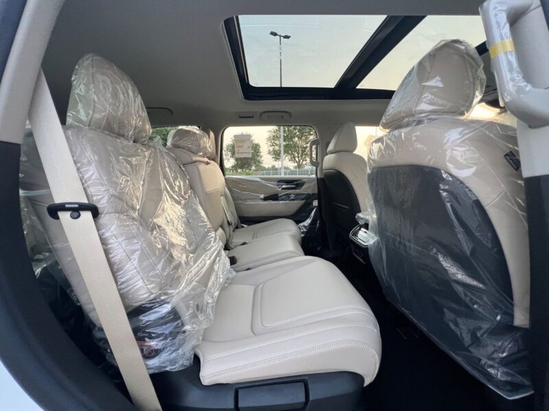 2026 Nissan Patrol LE T2 3.5 L 6 Cylinders Petrol Engine White Beige SUV