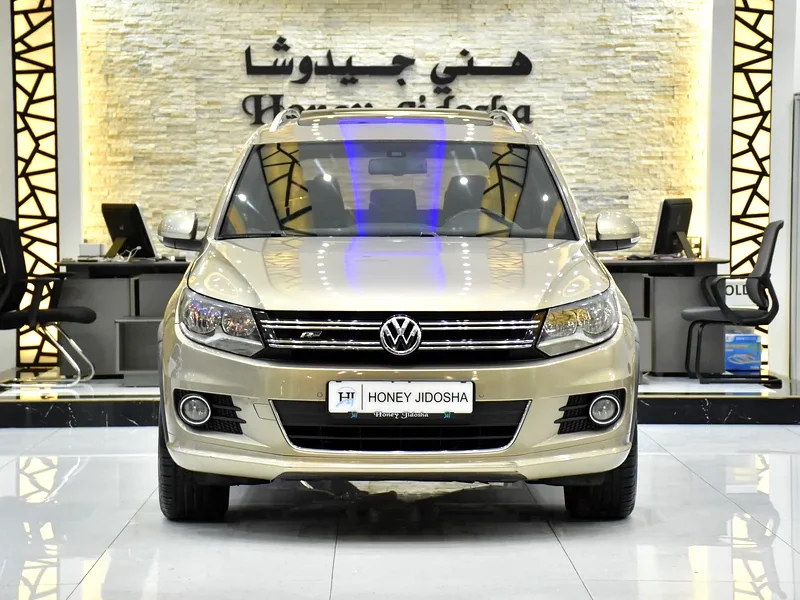 2016 Volkswagen Tiguan R-line 4 Cylinders Engine Beige Black Crossover GCC