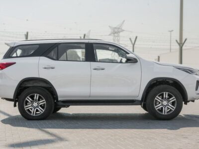 2026 Toyota Fortuner GX 2.4L 4-cylinder Turbocharged Diesel White Tan SUV GCC