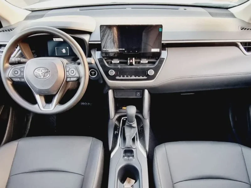 2024 TOYOTA COROLLA CROSS 2.0L HYBRID WITH RADAR 4 Cylinders White Black SUV