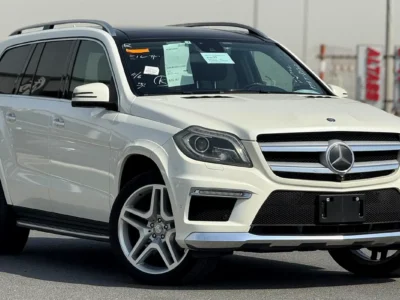 2014 Mercedes-Benz GL-Class GL 550 4Matic 8 Cylinder Engine White Black SUV