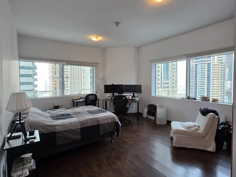 UPGRADED I NEXT TO TRAM I SPACIOUS I HIGH ROI