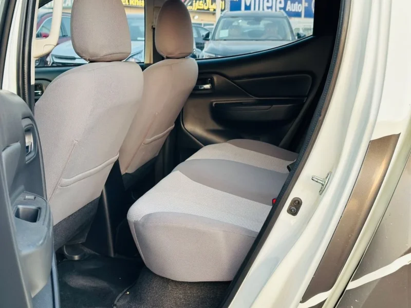 2022 Mitsubishi L200 GLS 2.5L 4 Cylinder Diesel Engine White Grey Pick UP GCC