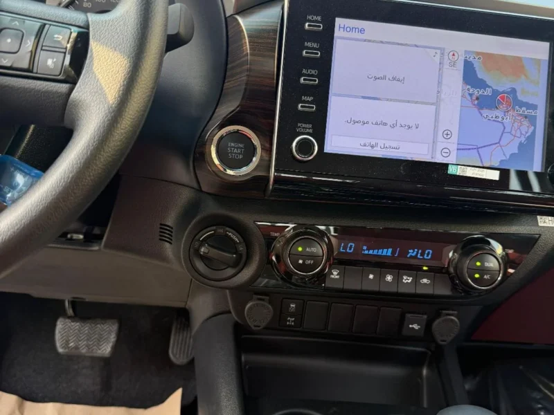 2026 Toyota Hilux SR5 4.0L 6 Cylinders Petrol Engine White Red Pick UP GCC