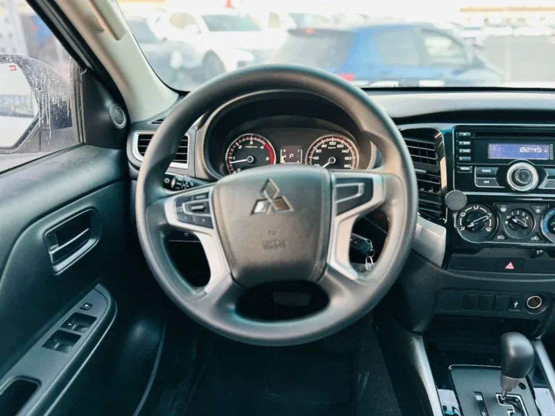 2022 Mitsubishi L200 GLS 2.5L 4 Cylinder Diesel Engine White Grey Pick UP GCC