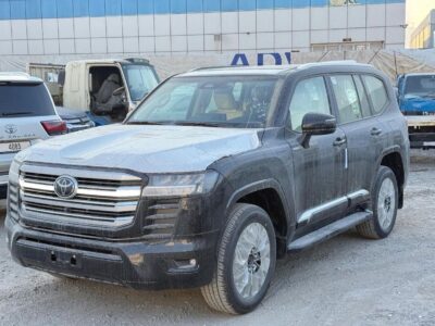 2026 TOYOTA LAND CRUISER 4.0 L 6 Cylinders Petrol Engine Black Beige SUV GCC