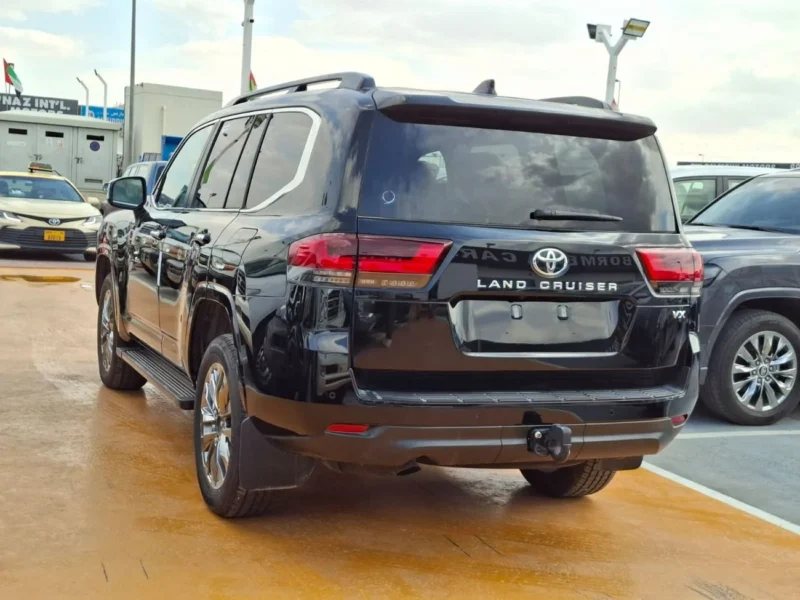 2025 Toyota Land Cruiser VX 3.5 Litres 6 Cylinders Petrol Engine Black SUV GCC Specs
