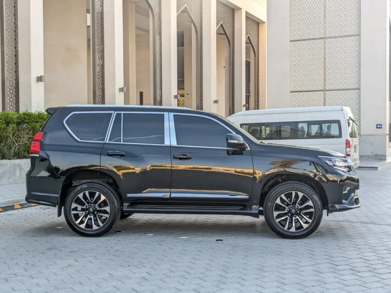 2019 Toyota Prado TXL V4 2.7L Black Brown SUV GCC IN EXCELLENT CONDITION