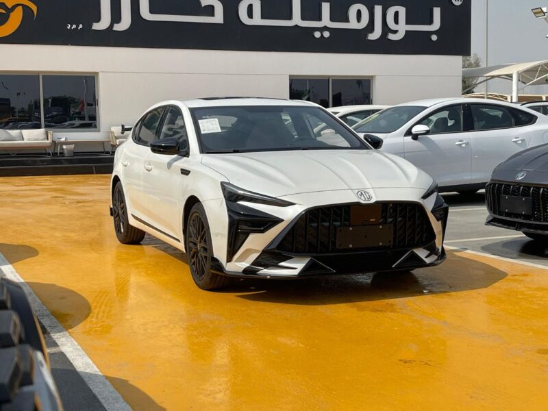 2025 MG MG6 XLINE Trophy 1.5 Litres 4 Cylinders Petrol Engine White Black Sedan