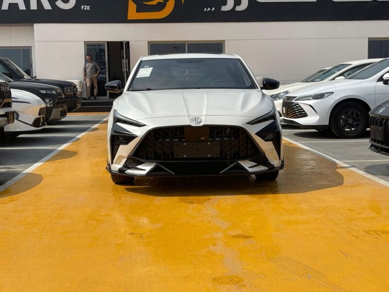 2025 MG MG6 XLINE Trophy 1.5 Litres 4 Cylinders Petrol Engine White Black Sedan