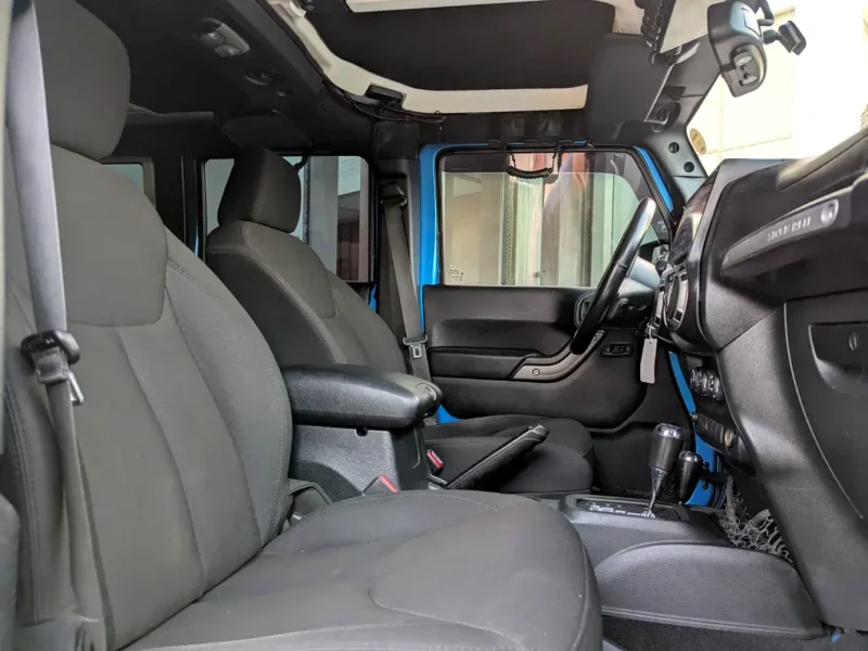 2015 Jeep Wrangler Unlimited 1941 Edition 6 Cylinders Engine Blue Black SUV GCC