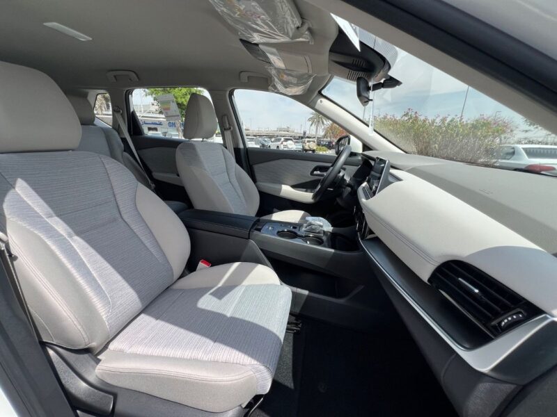 2026 Nissan XTrail S 2.5 Litres 4 Cylinders Petrol Engine White Beige SUV GCC