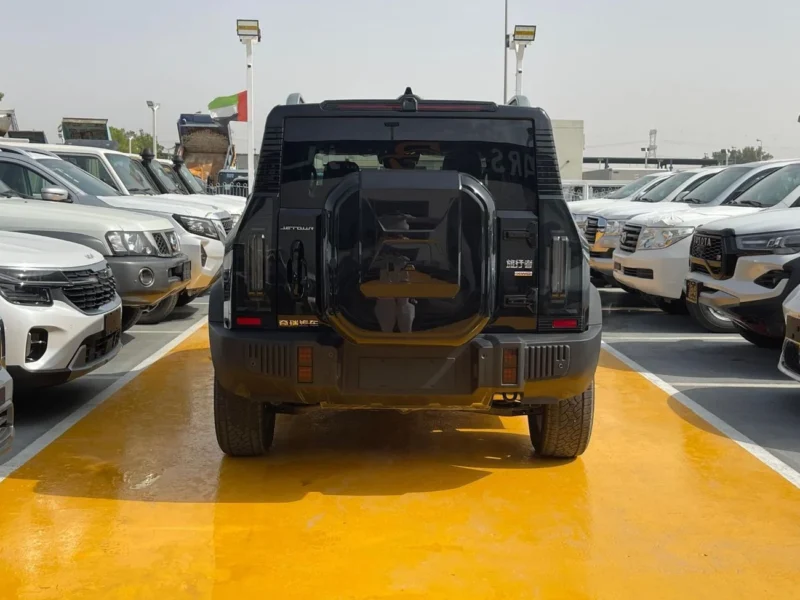 2025 JETOUR T2 TRAVEL PLUS 2.0 Litres 4 Cylinder Petrol Engine Black Tan SUV