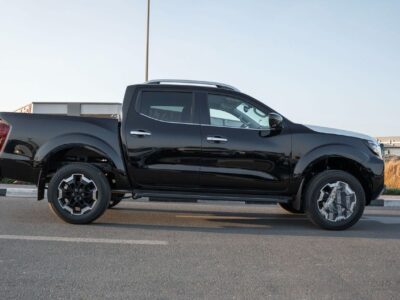 2025 Nissan Navara LE 2.5L 4 Cylinders Petrol Manual Black Pick Up Truck GCC