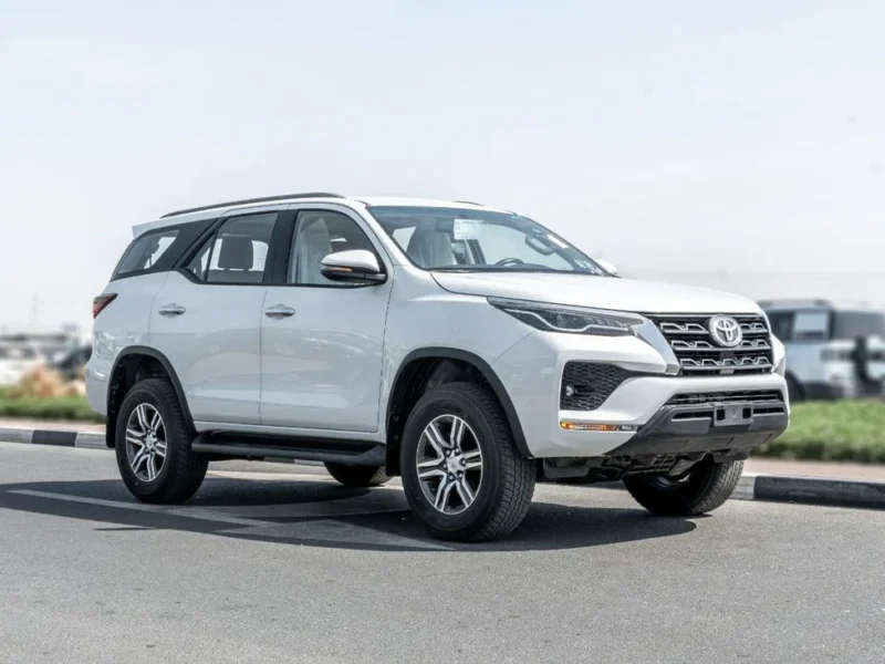 2026 Toyota Fortuner VX 4.0 Litre V6 Petrol Engine AT White Tan SUV GCC Specs