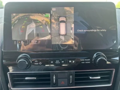 2024 Nissan Patrol V8 Cylinder Engine PLATINUM Silver Burgundy SUV GCC