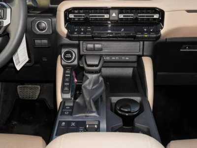 2024 Toyota Prado 2.4L TWIN TURBO 4 Cylinders Engine Grey Beige SUV GCC