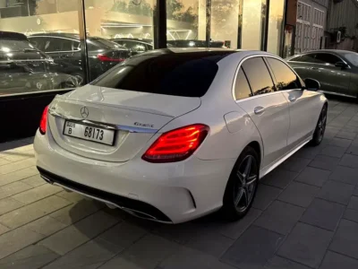 2015 Mercedes-Benz C-Class C300 4Matic 4 Cylinder Petrol Engine White Black Sedan