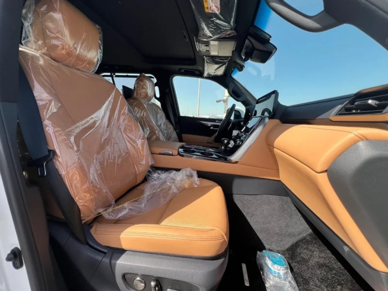 2025 Lexus LX 600 Signature 3.5 Litres 6 Cylinders Engine White Tan SUV GCC Specs