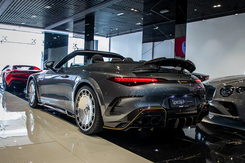 2022 Mercedes-Benz SL-Class SL 63 AMG 8 Cylinders Engine Grey Black Convertible