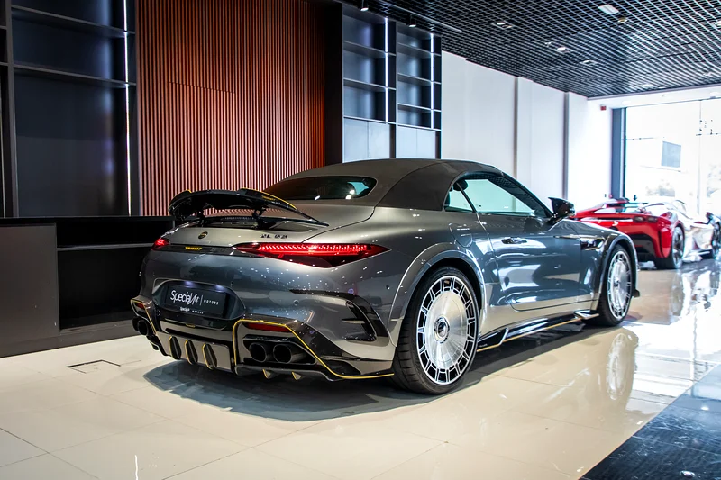 2022 Mercedes-Benz SL-Class SL 63 AMG 8 Cylinders Engine Grey Black Convertible